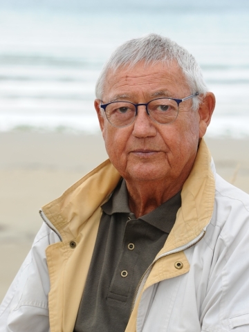 Raymond MORINIERE